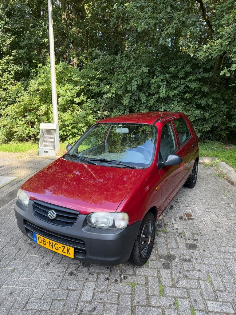Suzuki Alto 1.1 16V 5d AGS 2003 Rood NWE APK, Voorwielaandrijving, Stof, 4 cilinders, 4 stoelen