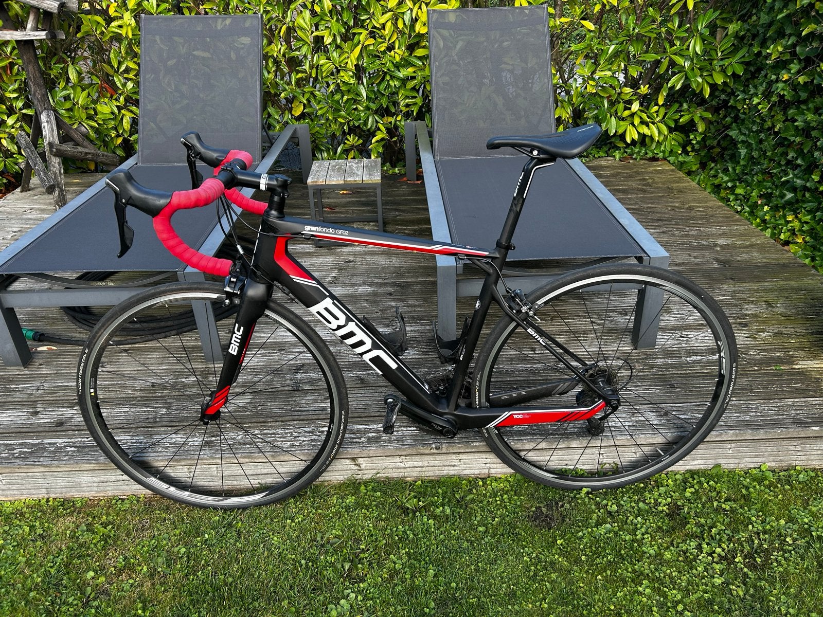 BMC Granfondo GF02 racefiets volledig Carbon Shimano 105, Fietsen en Brommers, 28 inch, Carbon, Zo goed als nieuw, Meer dan 20 versnellingen