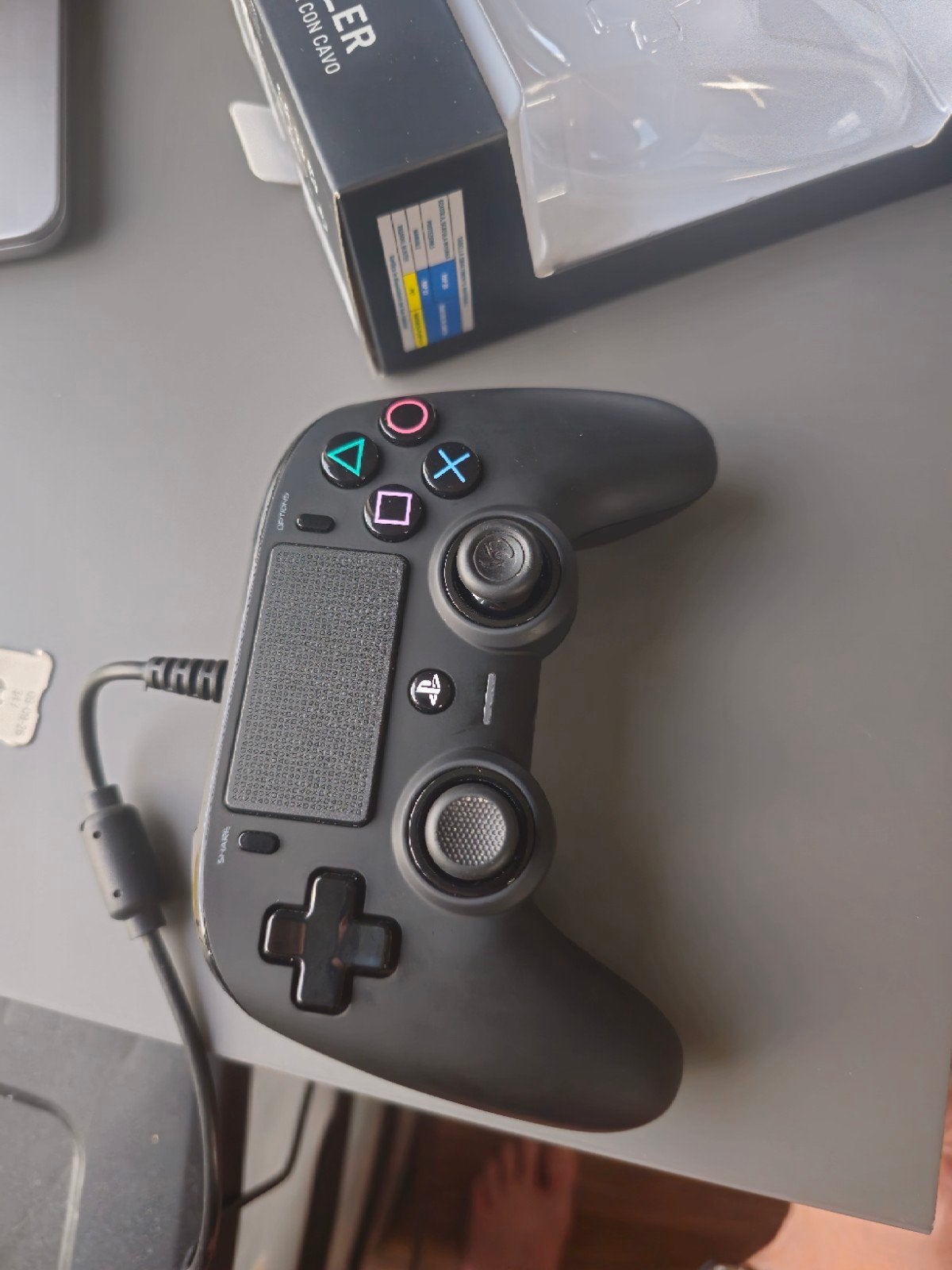 Nacon Wired Compact Controller PS4 - Met originele doos, Ophalen of Verzenden