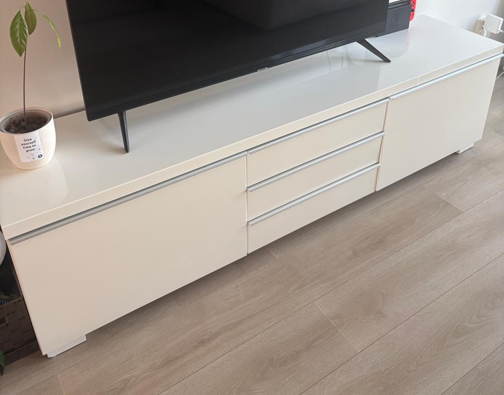 IKEA BESTÅ TV meubel hoogglans wit – veel opbergruimte, Ophalen, 150 tot 200 cm, Zo goed als nieuw, Minder dan 100 cm