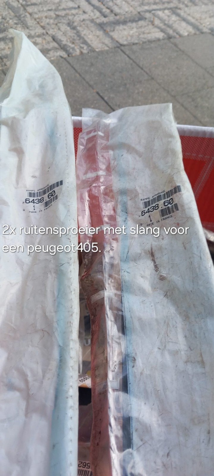 2x Ruitensproeier met slang voor Peugeot 405, Ophalen of Verzenden, Nieuw, Peugeot
