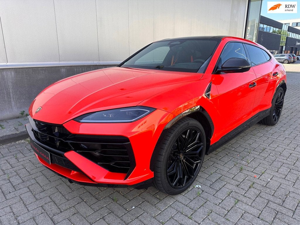 Lamborghini Urus 4.0 V8 Hybrid SE AD PERSONAM FULL CARBON, Auto's, Lamborghini, Automaat, Urus, Overige kleuren, Adaptive Cruise Control