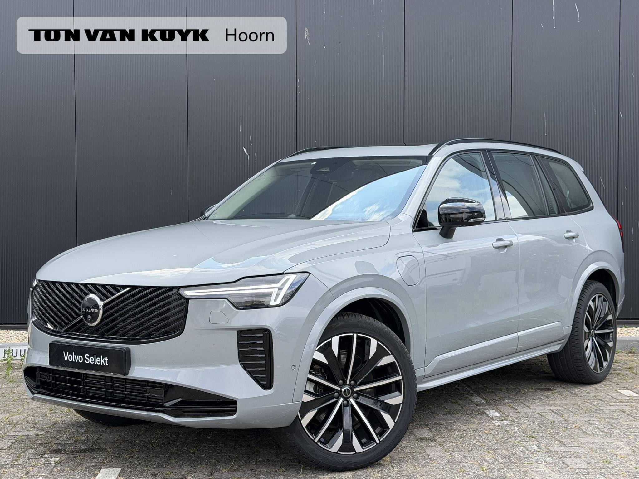 Volvo XC90 2.0 T8 Plug-in hybrid AWD Ultra Dark Panorama dak, Auto's, Gebruikt, 4 cilinders, Vierwielaandrijving, Hybride Elektrisch/Benzine