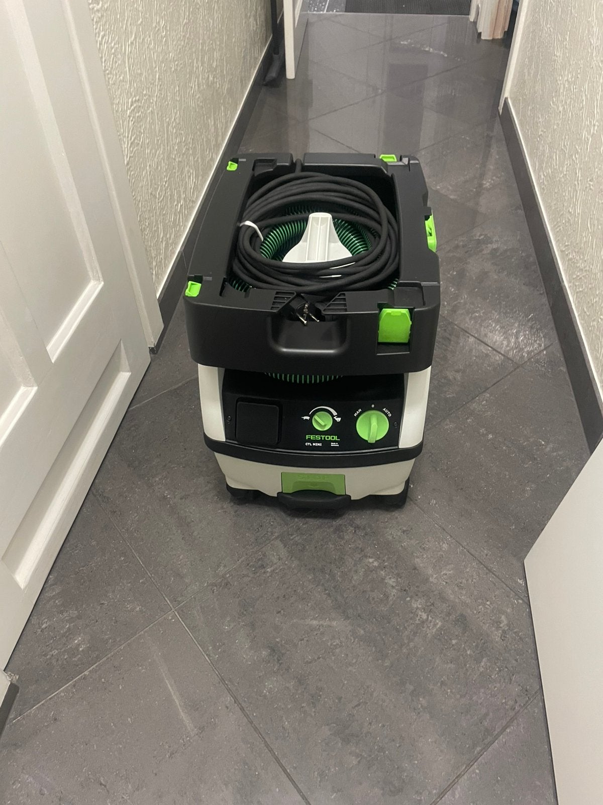 festool CTL MINI mobile stofzuiger., Doe-het-zelf en Verbouw, Reinigingsmachines, Ophalen of Verzenden, Zo goed als nieuw