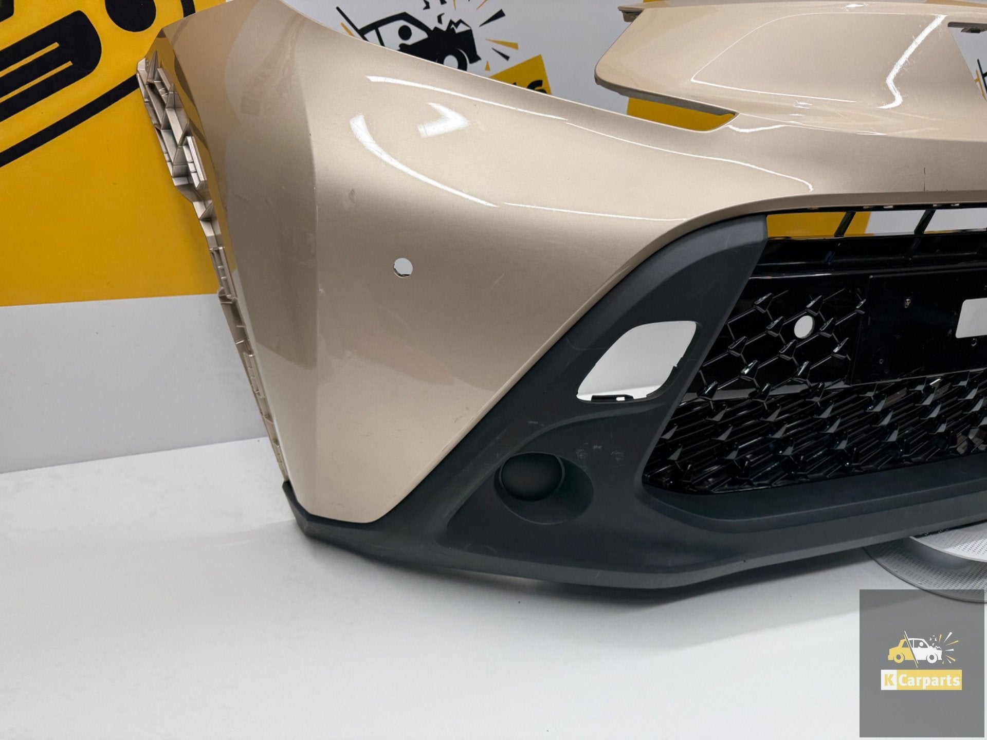 TOYOTA AYGO X VOORBUMPER 52119-0h190 2021-2026 BUMPER, Info@toyota.co.jp, Gebruikt, Voor, Toyota Motor Corporation