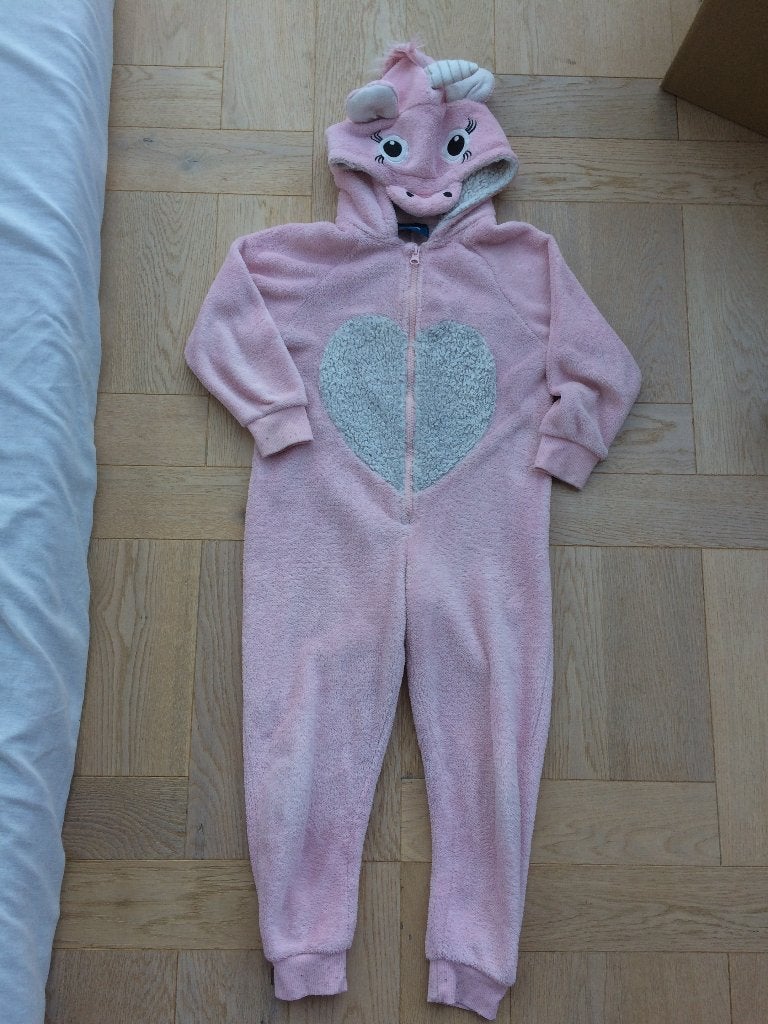 heerlijk zachte unicorn onesie maat 110/116, Ophalen of Verzenden, Gebruikt, Meisje, Overige typen