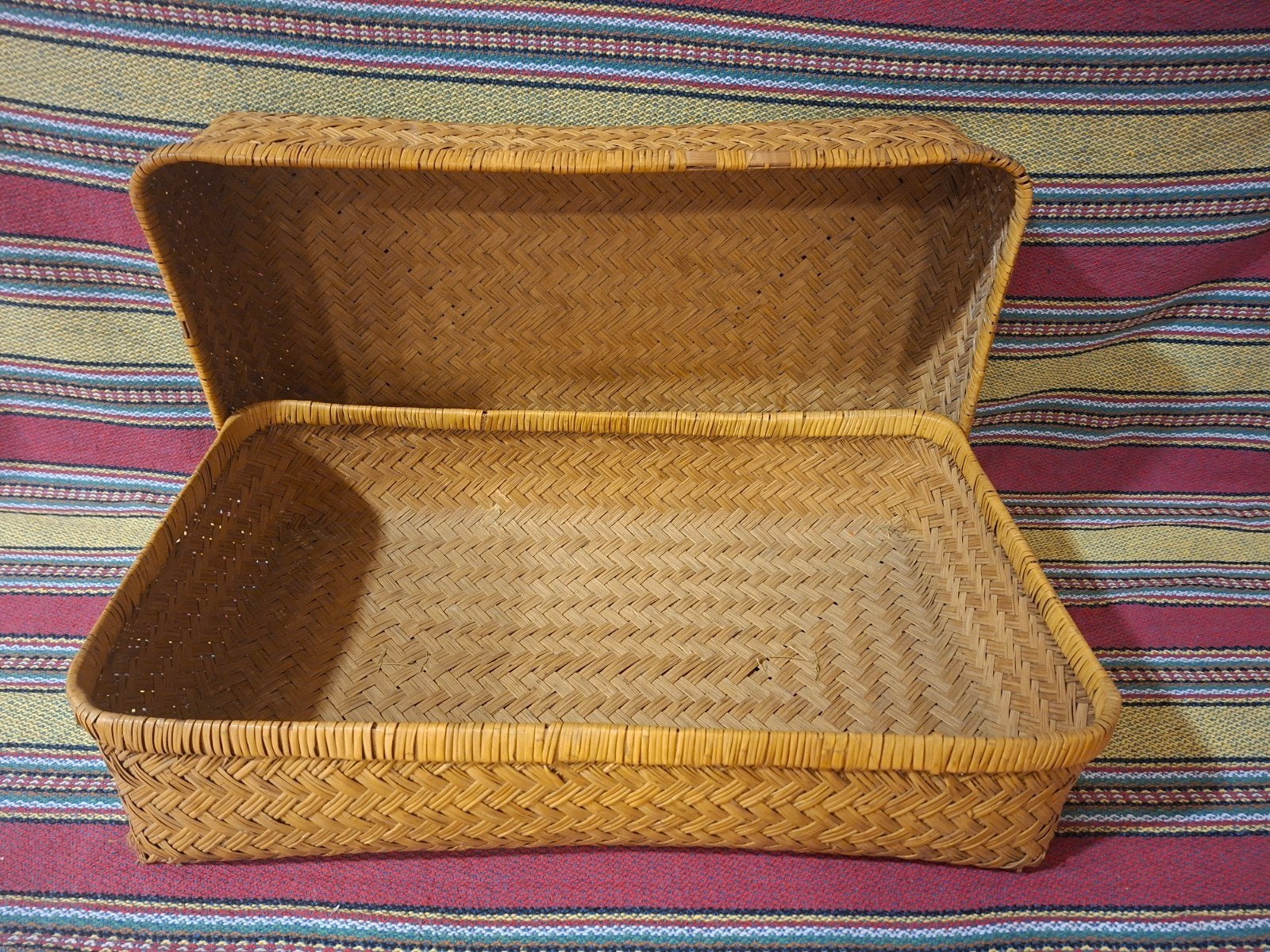 Antieke Indonesische kledingkoffer rotan/bamboe (1900), Ophalen