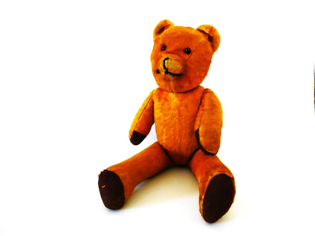 Oude knuffel beer gevuld met stro, Ophalen of Verzenden