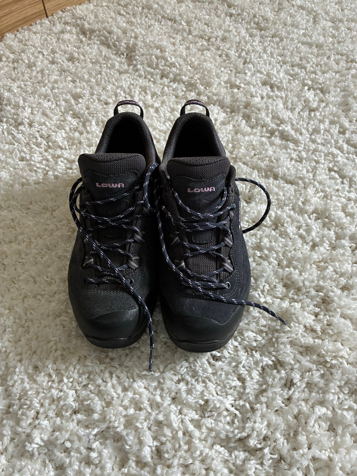 Lowa wandelschoenen  37.5 - Zo goed als nieuw, Sport en Fitness, Bergsport en Wandelen, Ophalen of Verzenden, Zo goed als nieuw