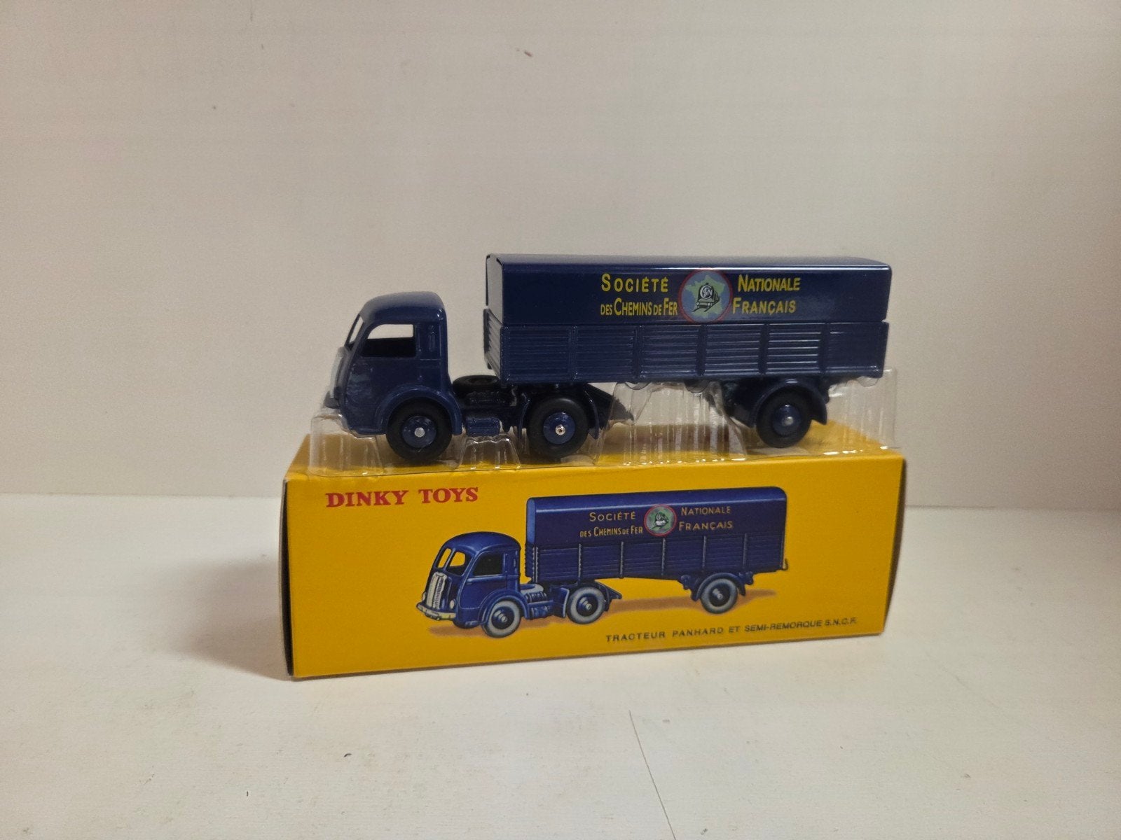 Dinky Toys Atlas Panhard vrachtwagen SNCF, ., Ophalen of Verzenden, Zo goed als nieuw, .