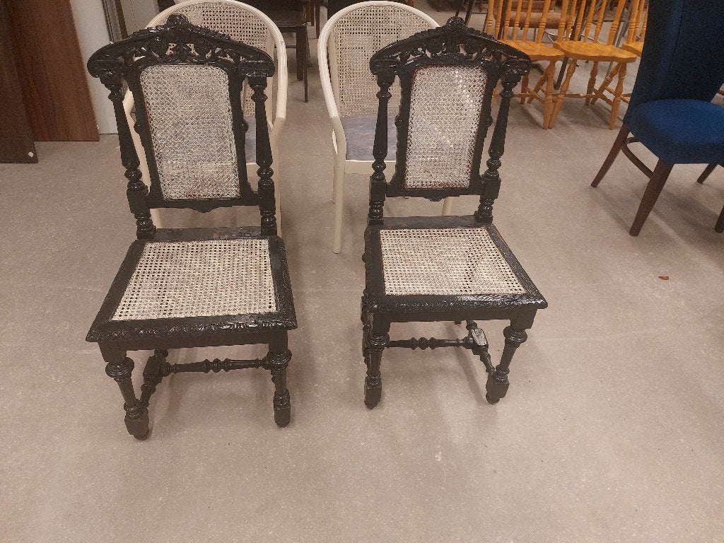 2  zgn Mechelse stoelen ( 500521), Ophalen