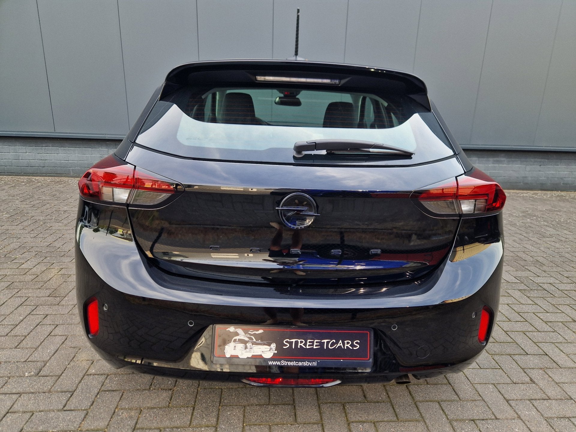 Opel Corsa 1.2 EAT8 101PK Black on Black /Led /Camera, Auto's, Gebruikt, Zwart, Zwart, 3 cilinders