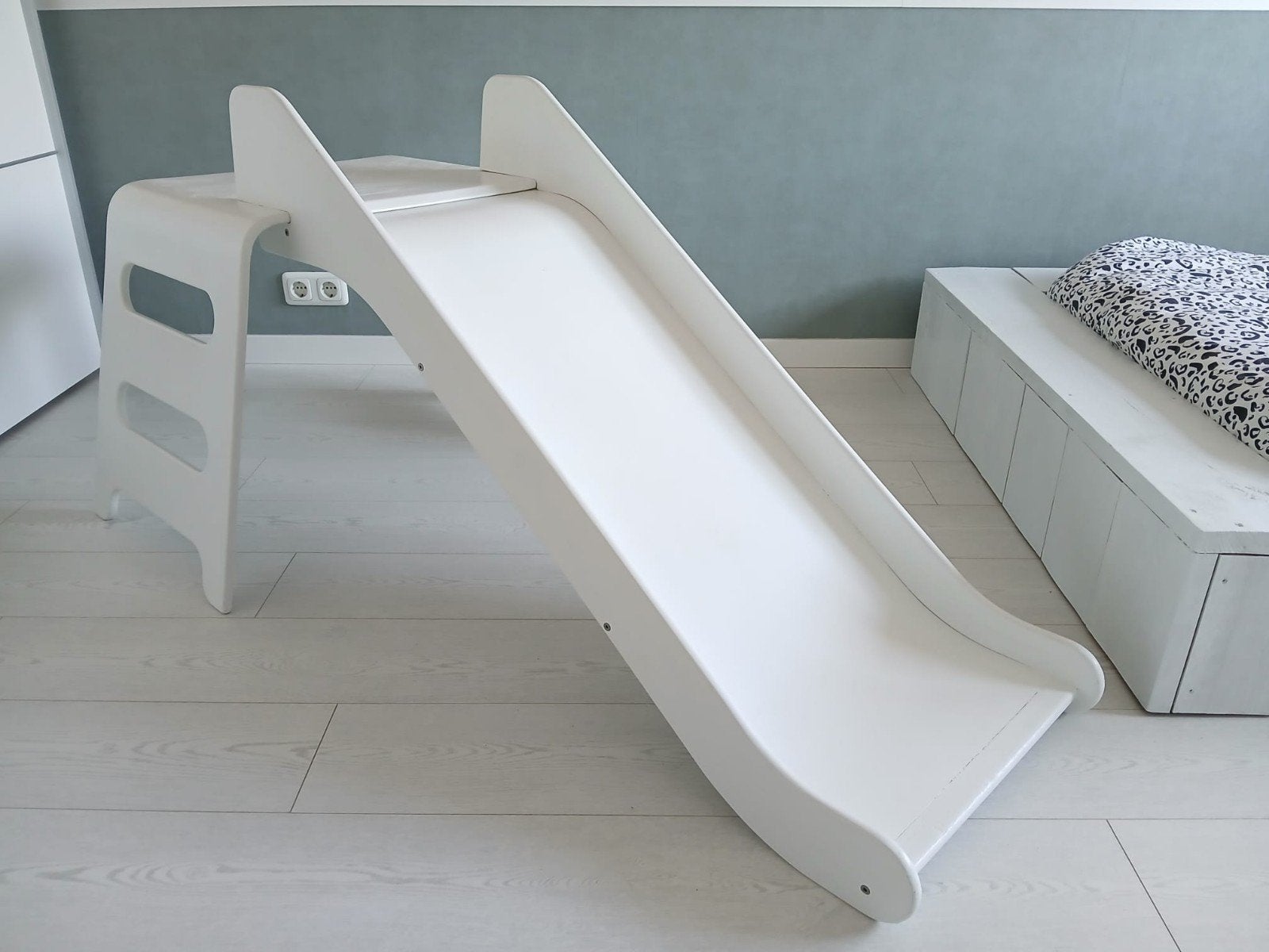 Houten glijbaan ikea wit, Ophalen, Zo goed als nieuw, 180 cm of meer, Minder dan 70 cm