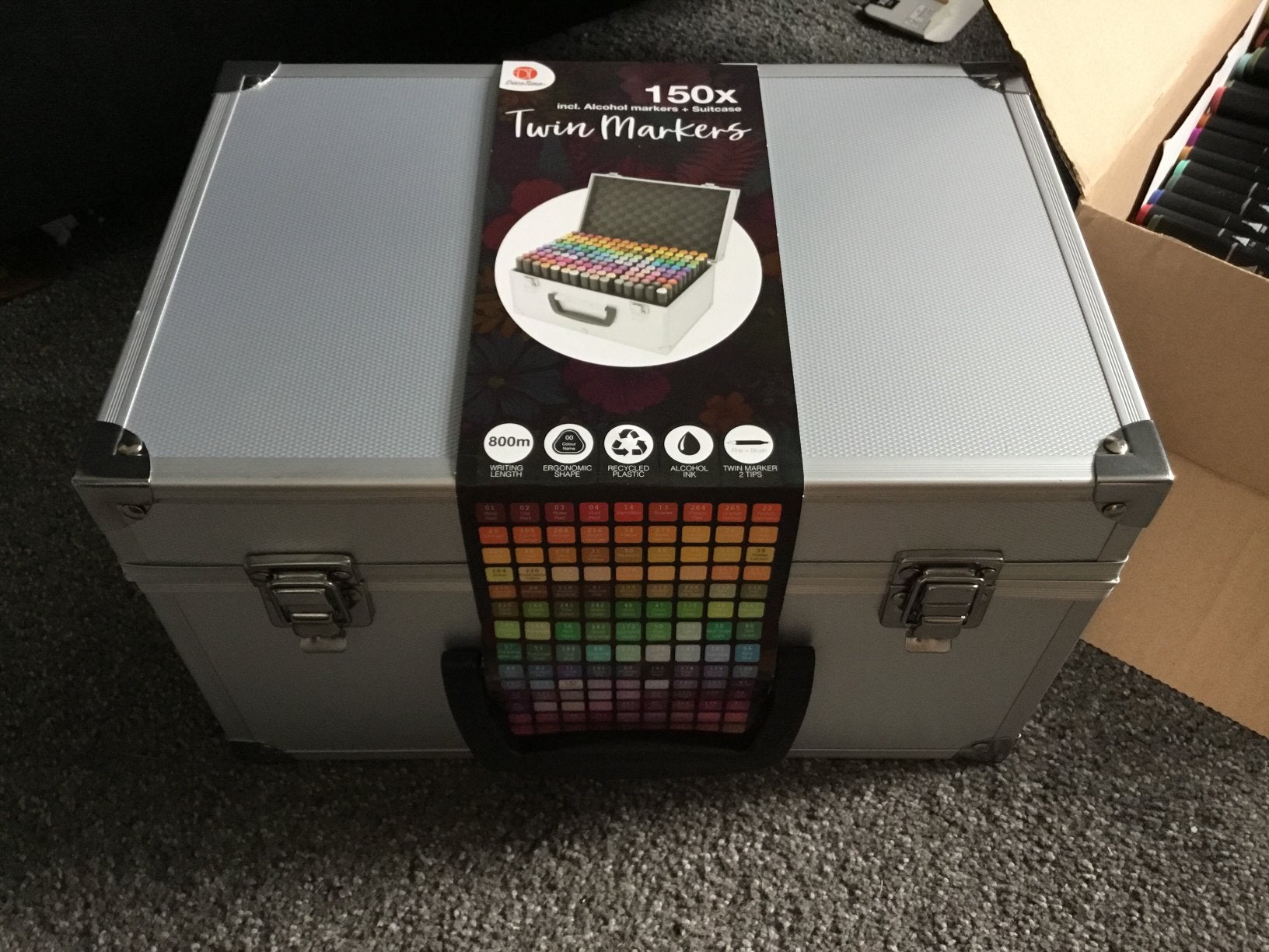 150 decotime twinmarkers alcoholmarkers, Hobby en Vrije tijd, Tekenen, Ophalen of Verzenden, Nieuw
