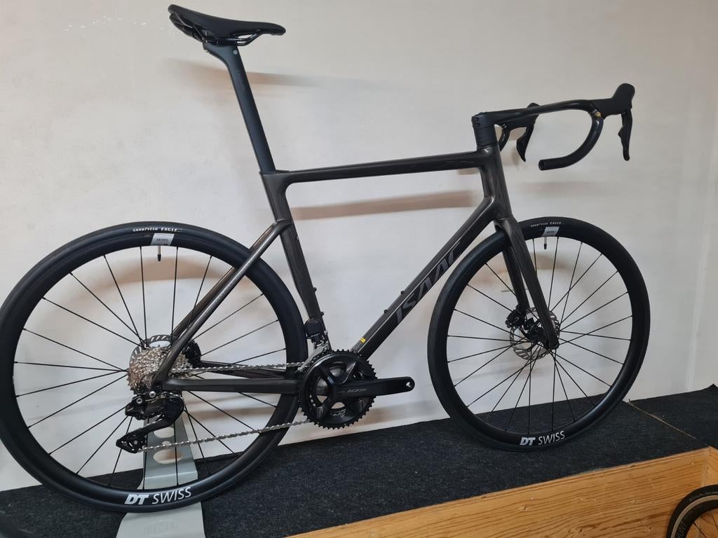 XL Isaac Boson ACTIE 105 di2 carbon wielen, 28 inch, Carbon, Heren, Nieuw