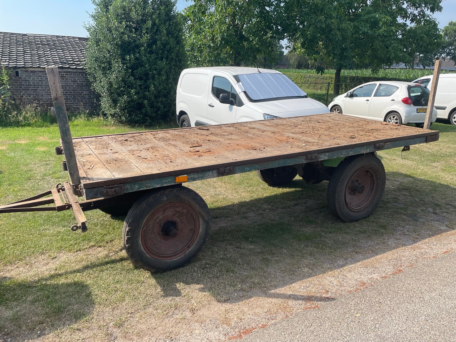 2x 4-wielige rolbare wagen met eiken dek, Ophalen