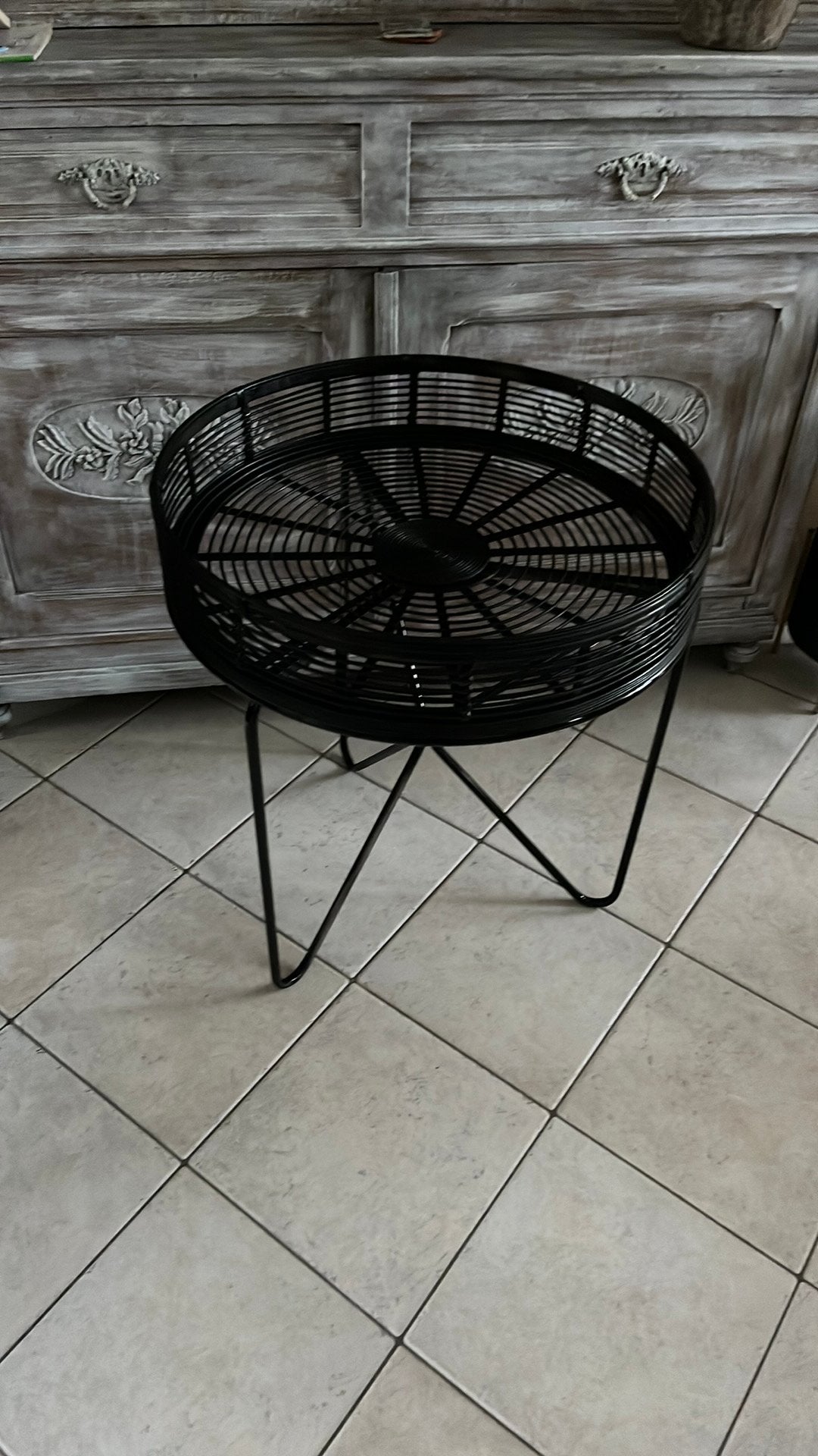 Bijzettafel, Rond, 55 tot 75 cm, Zo goed als nieuw, Ophalen