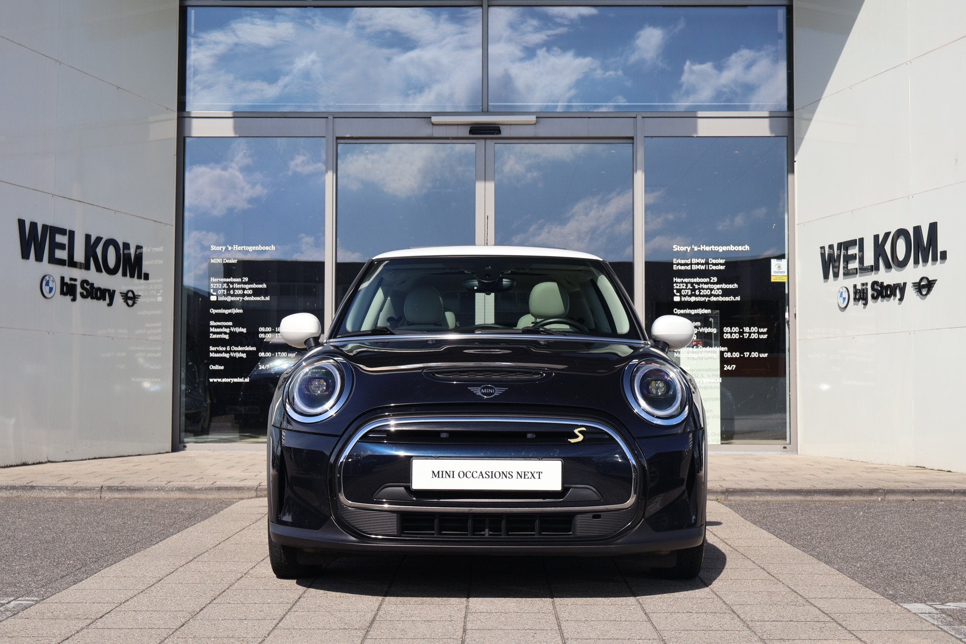 MINI Electric Classic / Panoramadak / Sportstoelen / Comfort, Auto's, Dealer onderhouden, 1340 kg, Met garantie (alle), Mini Electric