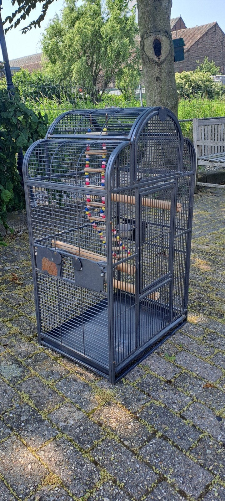 Te koop mooie vogelkooi met toebehoren., Dieren en Toebehoren, Ophalen, Zo goed als nieuw, Metaal, Vogelkooi