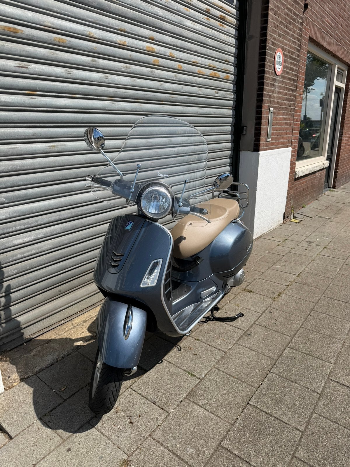 Vespa Gts 300, Ophalen, Zo goed als nieuw, Benzine, Vespa