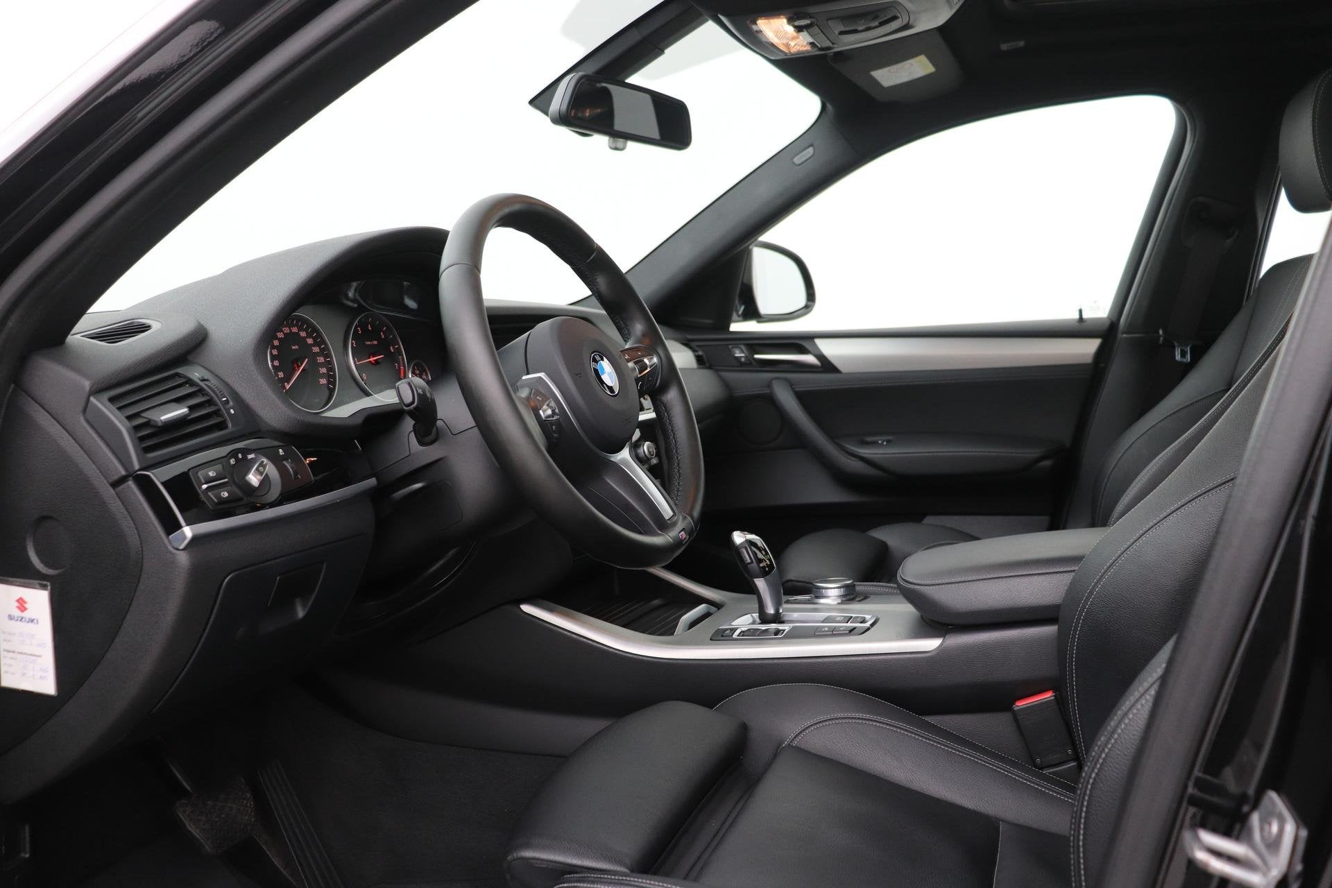 BMW X4 xDrive20i Centennial High Executive | M-Sport | Panor, Automaat, Gebruikt, 2000 kg, Leder en Stof