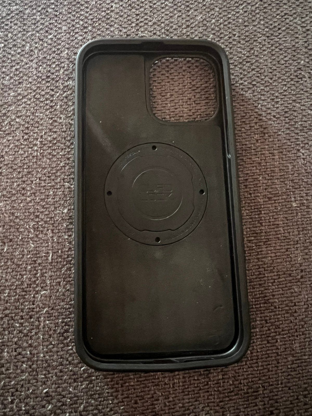 Quad lock hoesje voor iphone 13 pro max, Ophalen, Gebruikt, IPhone 13 Pro Max