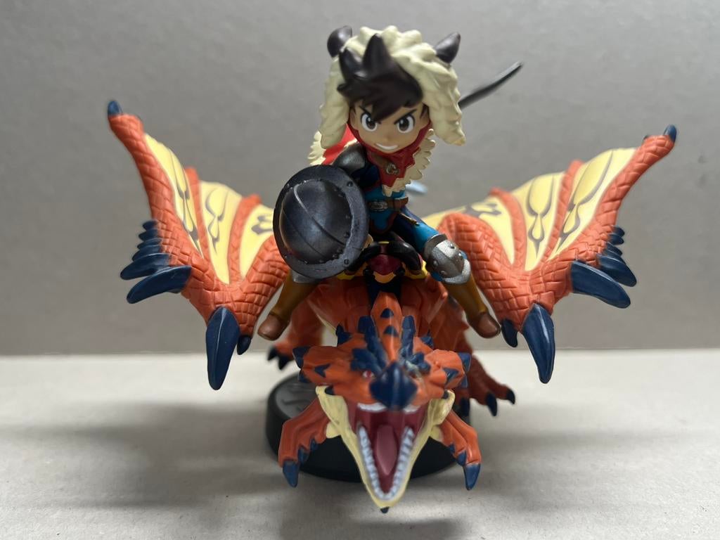Amiibo Monster Hunter One-Eyed Rathalos and Rider - Boy, Avontuur en Actie, 1 speler, Ophalen of Verzenden, Zo goed als nieuw