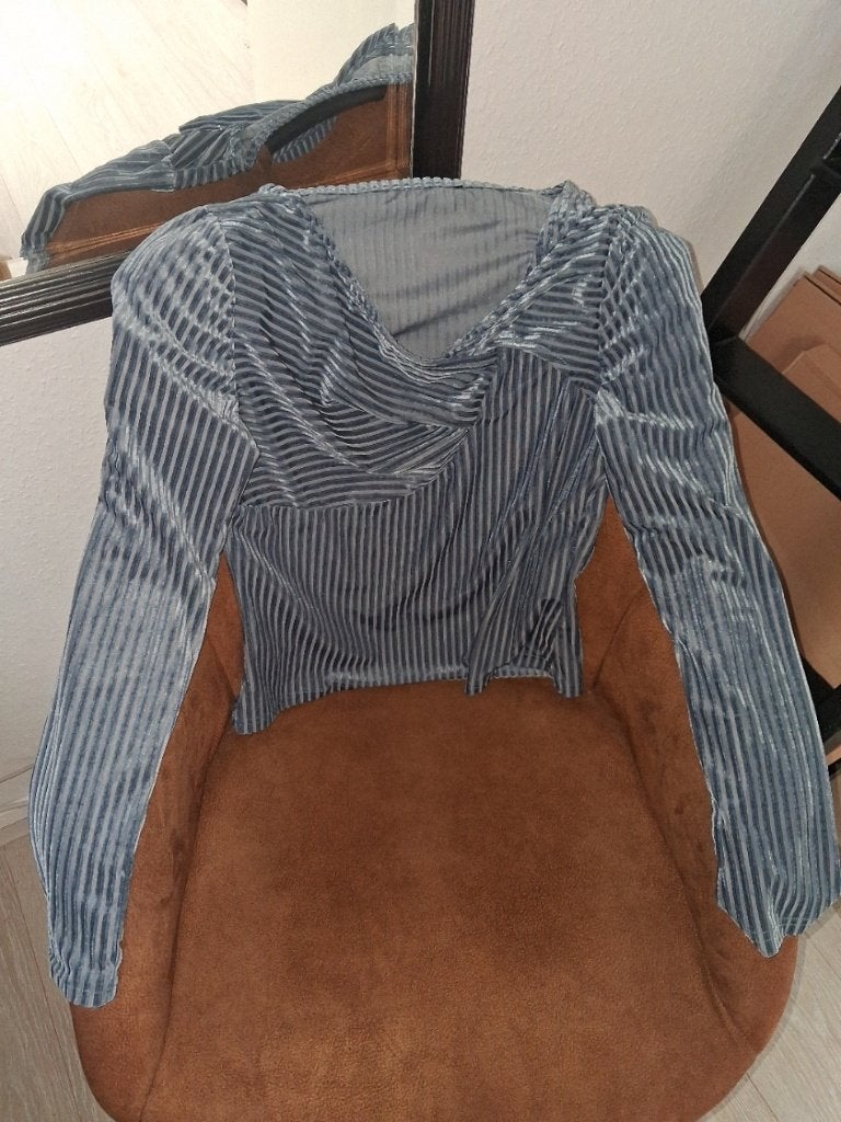 Fluweel zacht shirt blauw M, Kleding | Dames, Maat 38/40 (M), Zo goed als nieuw, Lange mouw, Verzenden