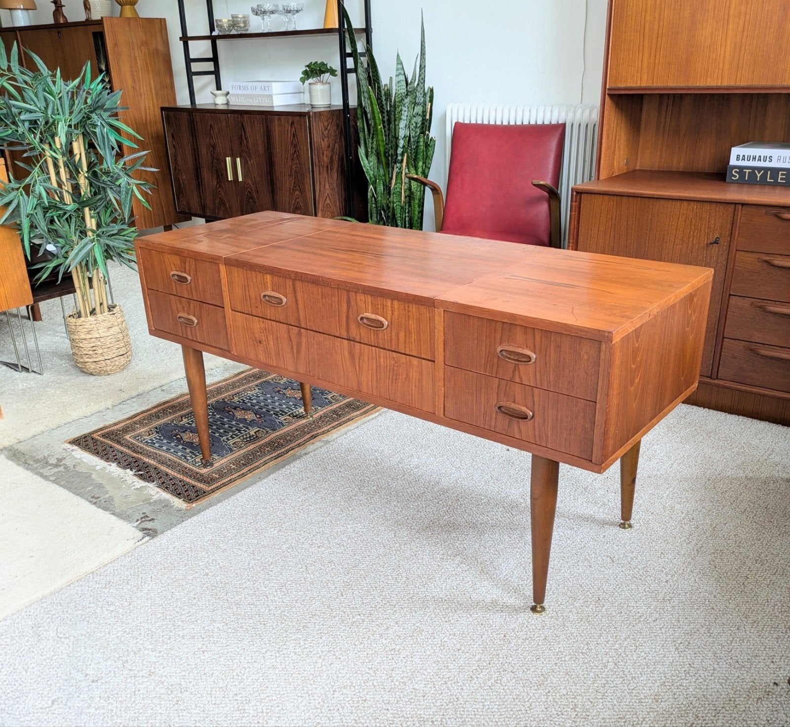 Vintage retro dressoir sideboard kaptafel, Huis en Inrichting, Kasten | Dressoirs, Ophalen, ., ., 25 tot 50 cm
