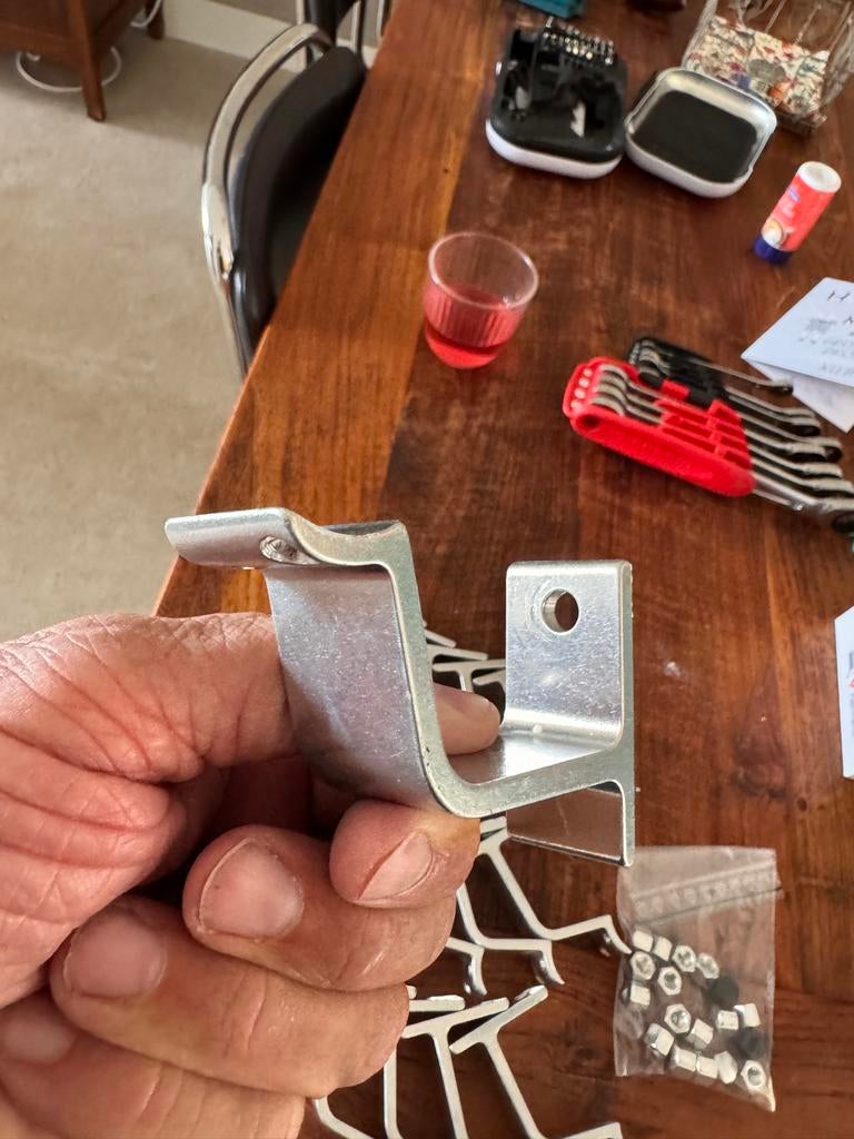 Hermeta trapleuninghouders - 16 stuks inclusief dopmoeren, Ophalen of Verzenden, Gebruikt, Minder dan 50 mm, Overige typen