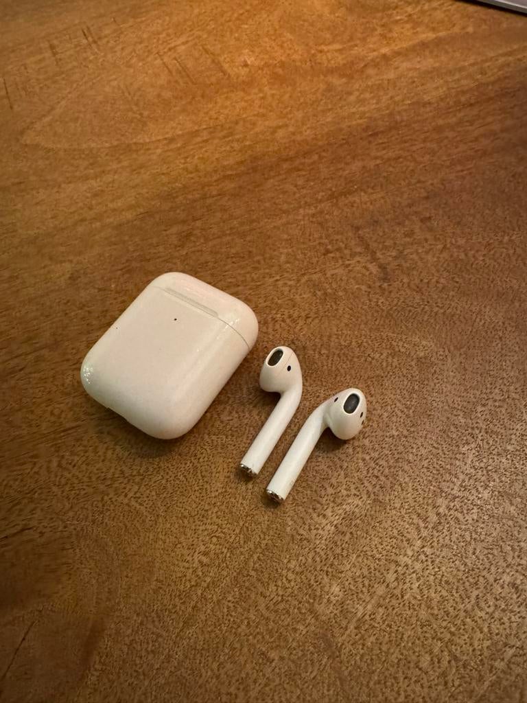 AirPods met defect rechter oortje, Ophalen, Niet werkend, Draadloos