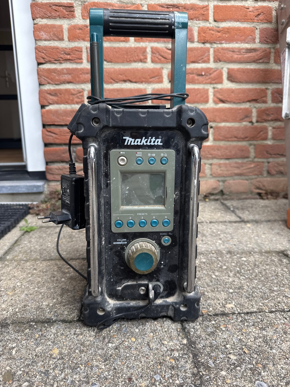 Makita Bouwradio - Robuust en Betrouwbaar, Audio, Tv en Foto, Radio's, Ophalen, Gebruikt, Bouwradio