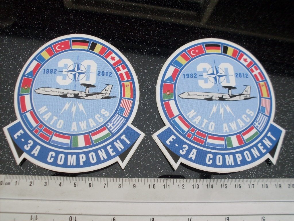 2x sticker nato awacs 30 jaar 1982-2012 otan e-3a component, Verzenden, Zo goed als nieuw, Bedrijf of Vereniging