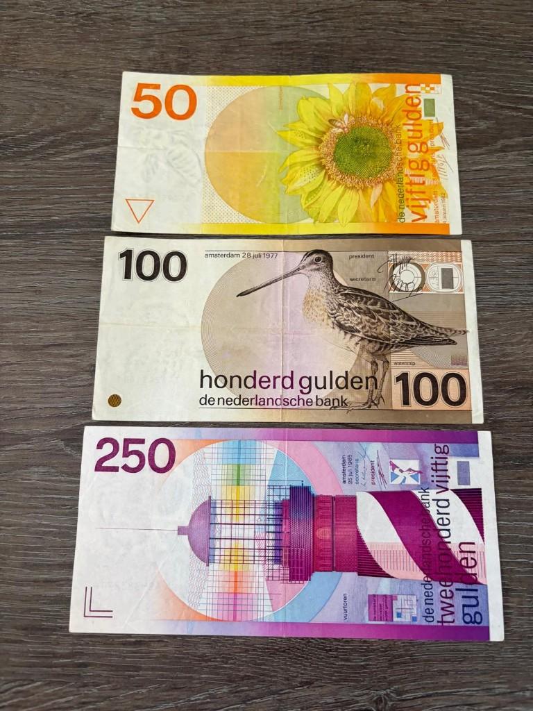 Set biljetten 50, 100 en 250 gulden (1977 - 1985), Ophalen of Verzenden, 250 gulden