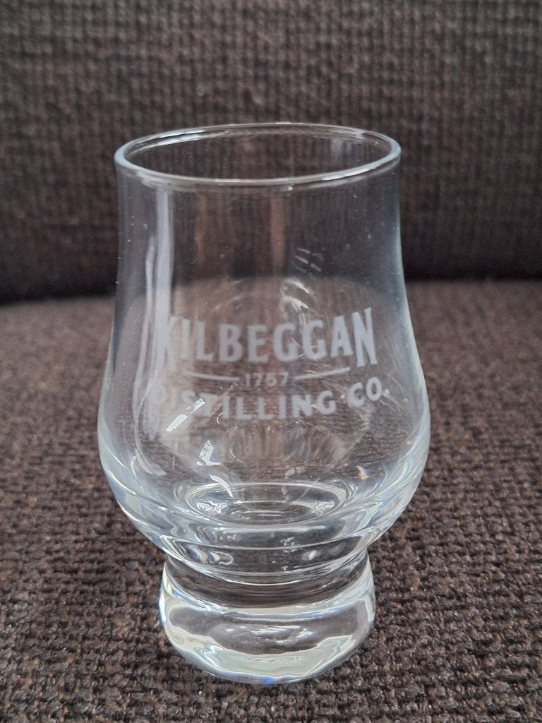 KILBEGGAN whisky glaasje, klein, Ophalen of Verzenden, Zo goed als nieuw, Borrel- of Shotglas