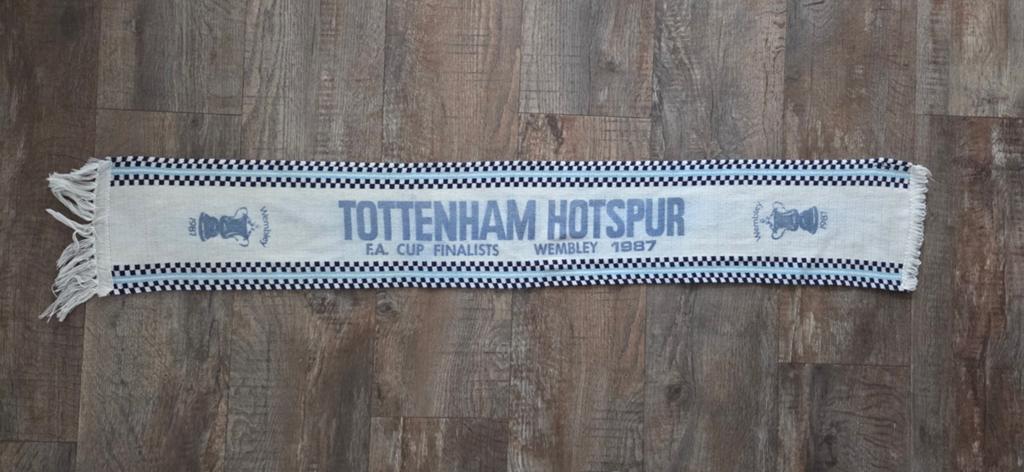 Sjaal Tottenham Hotspur, Ophalen of Verzenden, Zo goed als nieuw, Buitenlandse clubs, Vaantje of Sjaal