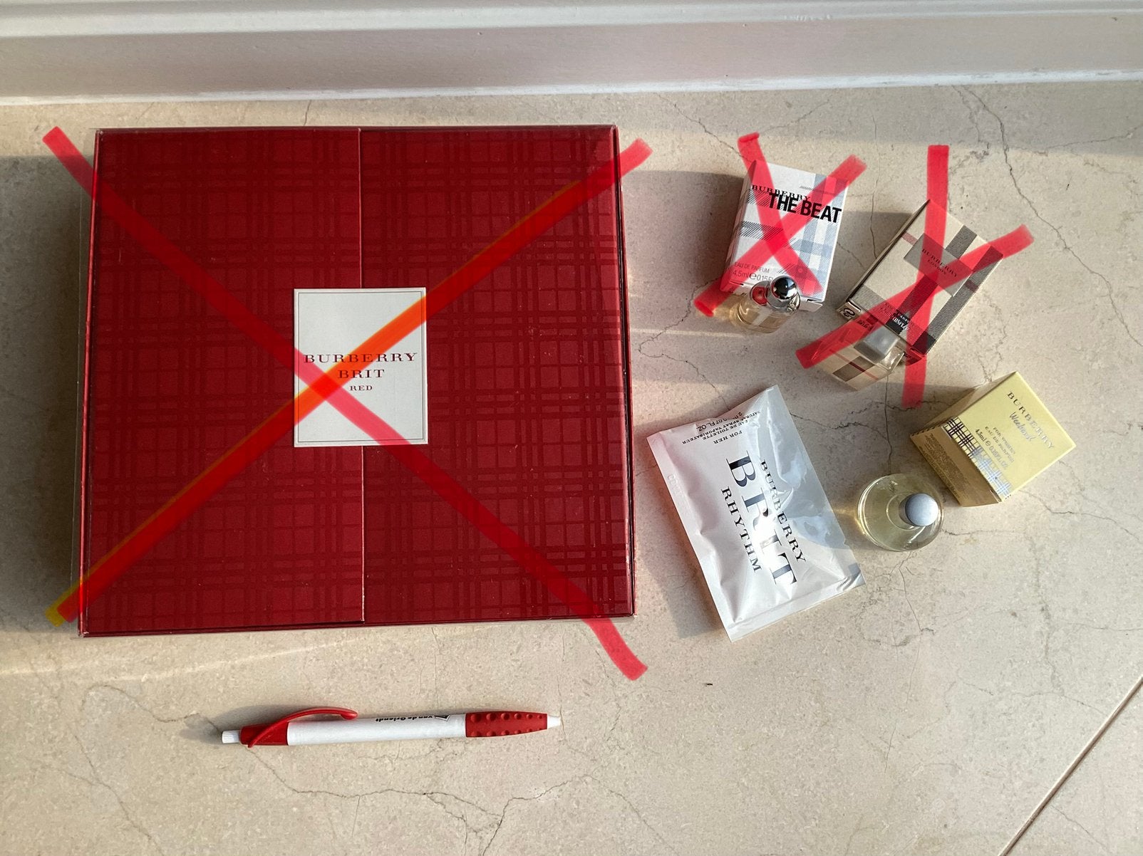 Nog 2 miniaturen BURBERRY, Ophalen of Verzenden, Zo goed als nieuw, Miniatuur