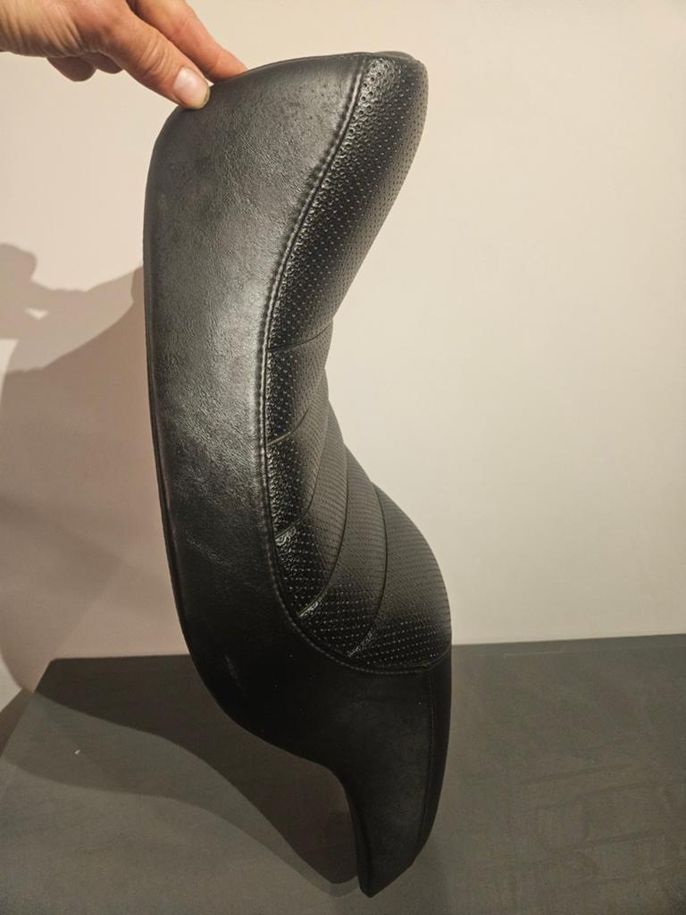 Harley David Sportster XL 1200 Duo Zadel 2007-2015 51530-07, Ophalen of Verzenden, Harley Davidson

pn 51530-07, Xl 1200, Sportster