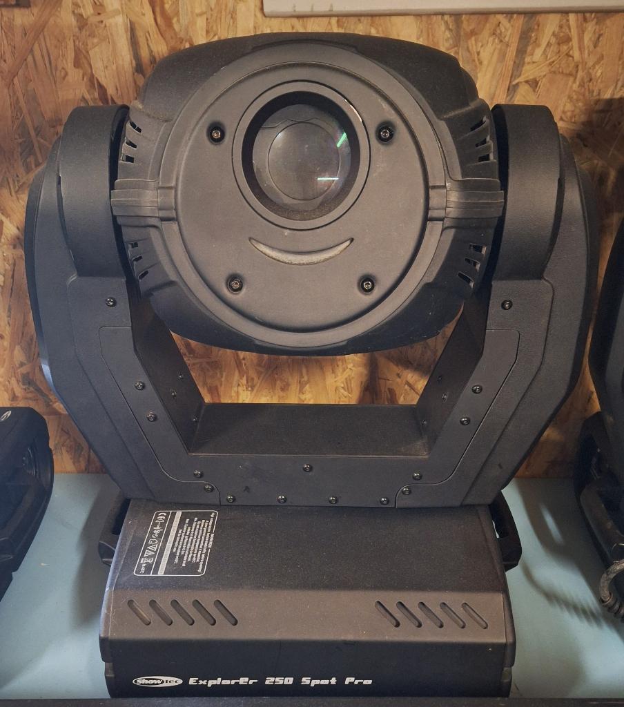 6 Showtec Explorer 250 Pro Moving Heads, Muziek en Instrumenten, Ophalen, Gebruikt, Licht, Geluidgestuurd