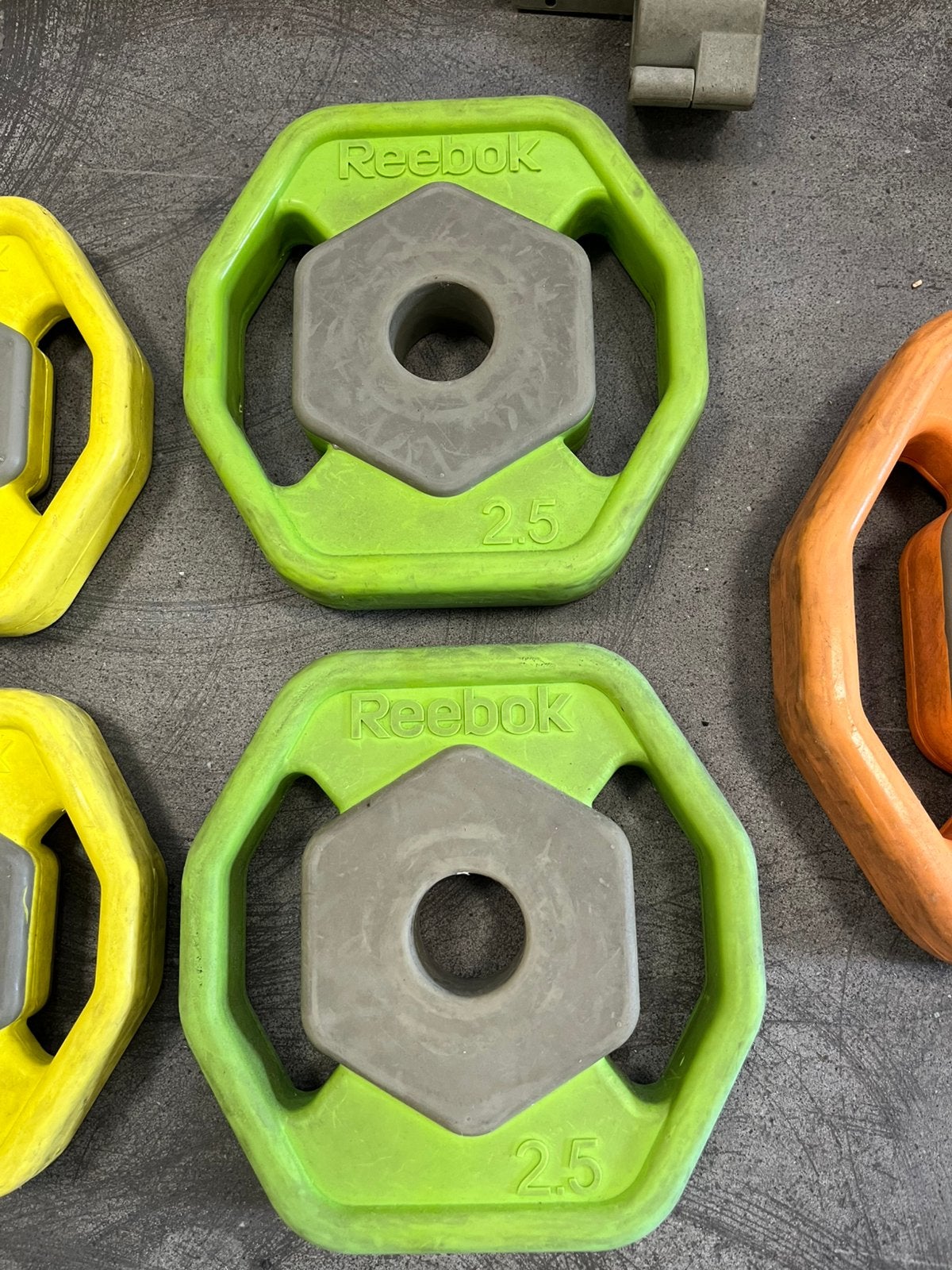275 kg reebok rep halter schijven 30 mm gewichten, Halterschijven, Gebruikt, Ophalen of Verzenden, 275 kg