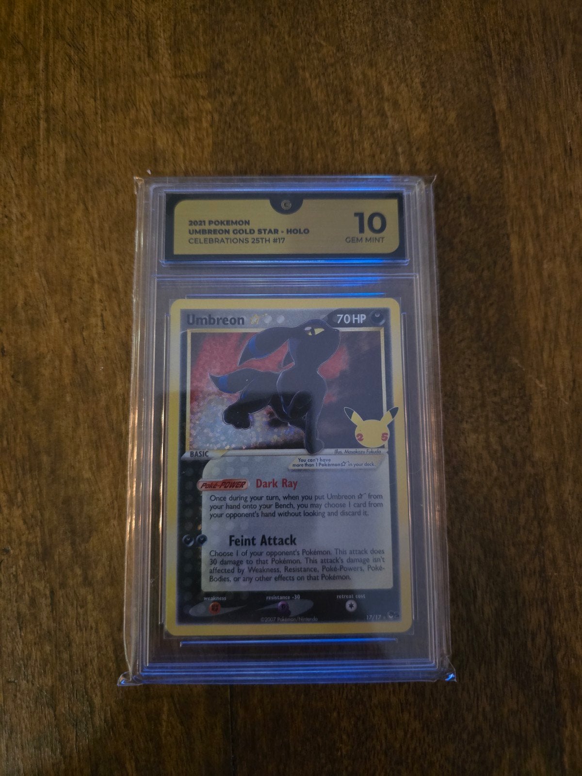 Pokemon Umbreon celebrations Gold Star GG10, Hobby en Vrije tijd, Ophalen of Verzenden