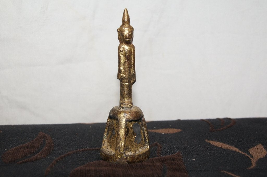 Boedhha en amulet, Ophalen of Verzenden, Overige materialen, Beeld