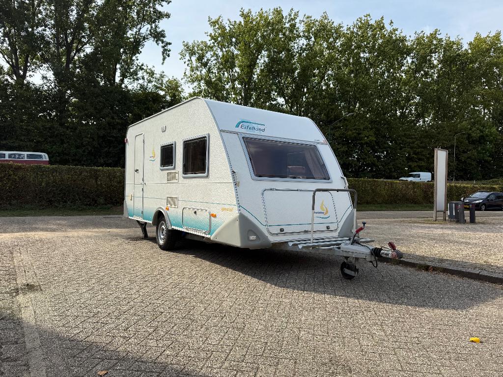 Eifelland Holiday Special 420 QD 2001, Bedrijf, Treinzit, 750 - 1000 kg, Eifelland