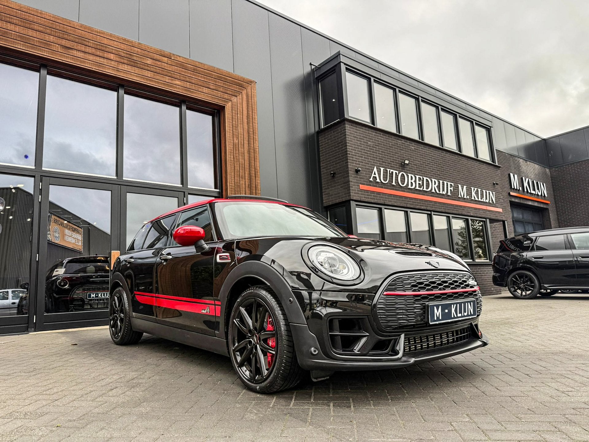 MINI Clubman 2.0 JCW ALL4 John Cooper Works F1 aut 306pk/Pan, Auto's, Gebruikt, 4 cilinders, Met garantie (alle), Alcantara