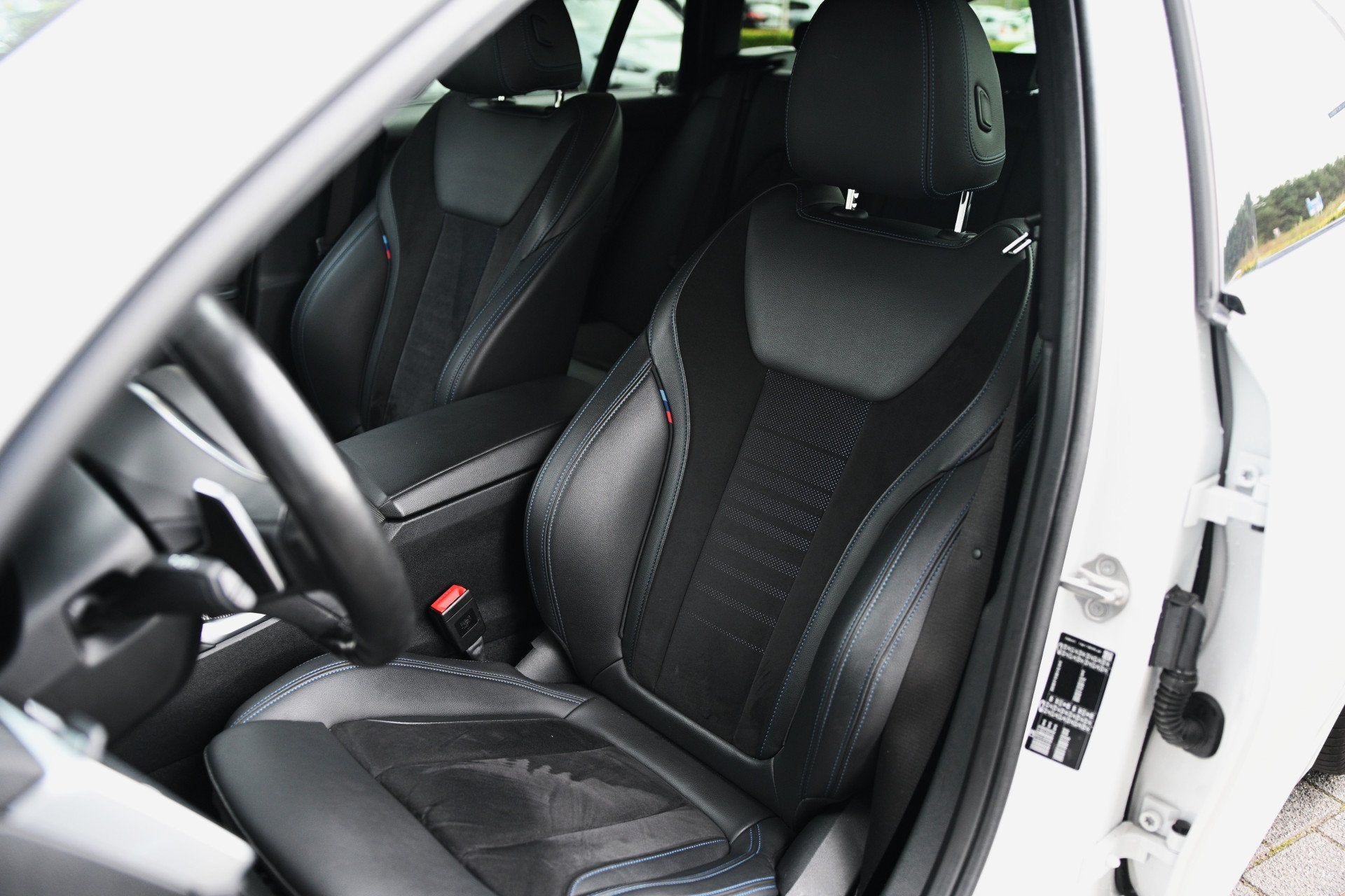 BMW 3 Serie Touring 320i Executive Edition M Sport Automaat, Auto's, Achterwielaandrijving, Gebruikt, 4 cilinders, Alcantara