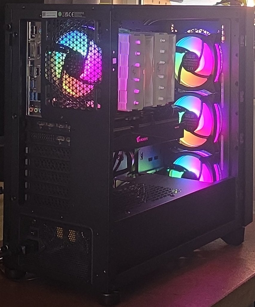 MULTIMEDIA & GAMEPC R5 5600X/750GBM.2/16GBDDR4/RX5700XT 8G, Zelf gebouwde pc, Multimedia-GamePC, Zo goed als nieuw, Gaming