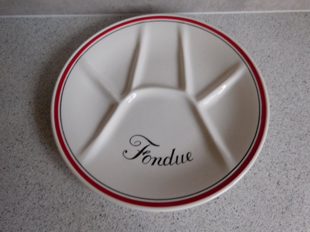 Bord 23 cm. Fondue La Louvière Boch Belgium, Antiek en Kunst, Antiek | Servies los, Ophalen of Verzenden