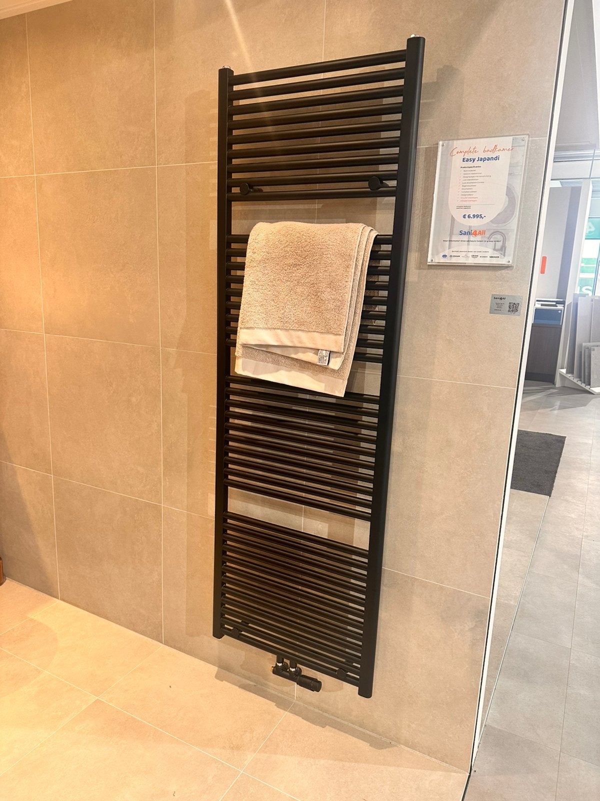 Showmodel radiator zwart, Ophalen, Radiator, Minder dan 60 cm, Zo goed als nieuw