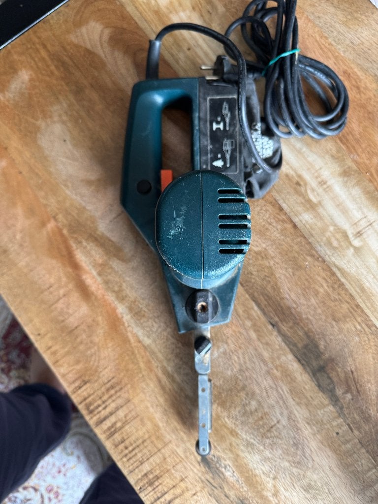 Black & Decker KA290 bandschuurmachine 350W, Ophalen of Verzenden, Gebruikt, Minder dan 600 watt, Bandschuurmachine