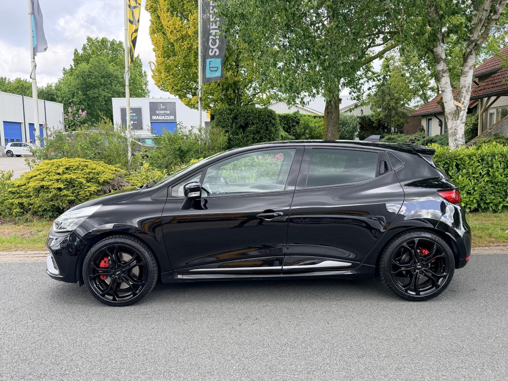 Renault Clio 1.6 RS CUP 200PK Automaat•Navi•Camera, Gebruikt, Euro 6, 4 cilinders, Zwart